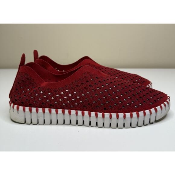 Ilse Jacobsen Tulip Slip On Sneaker Womens EU 39 US 9 Red Textile Perforated - Picture 1 of 11